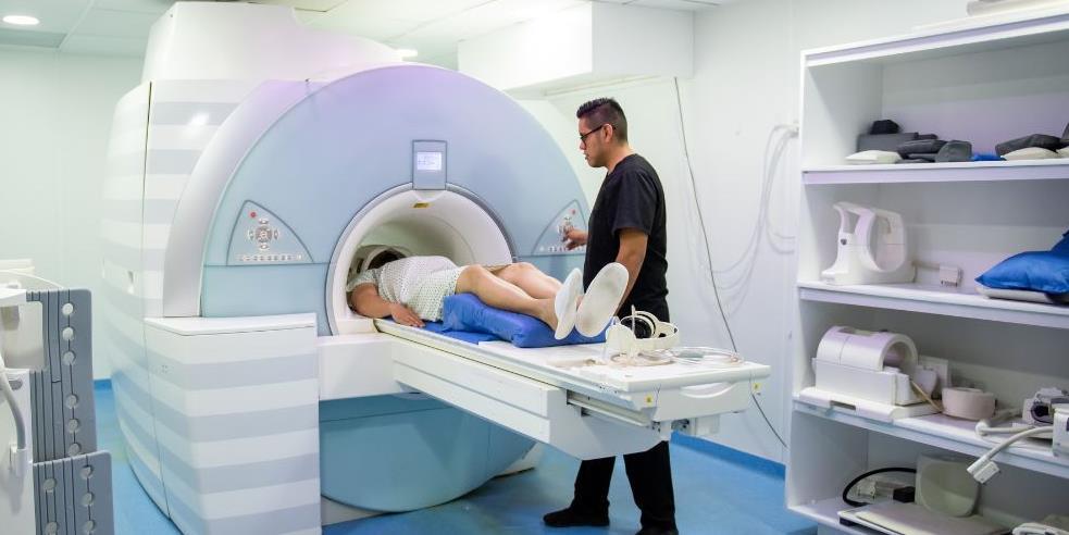 MRI
