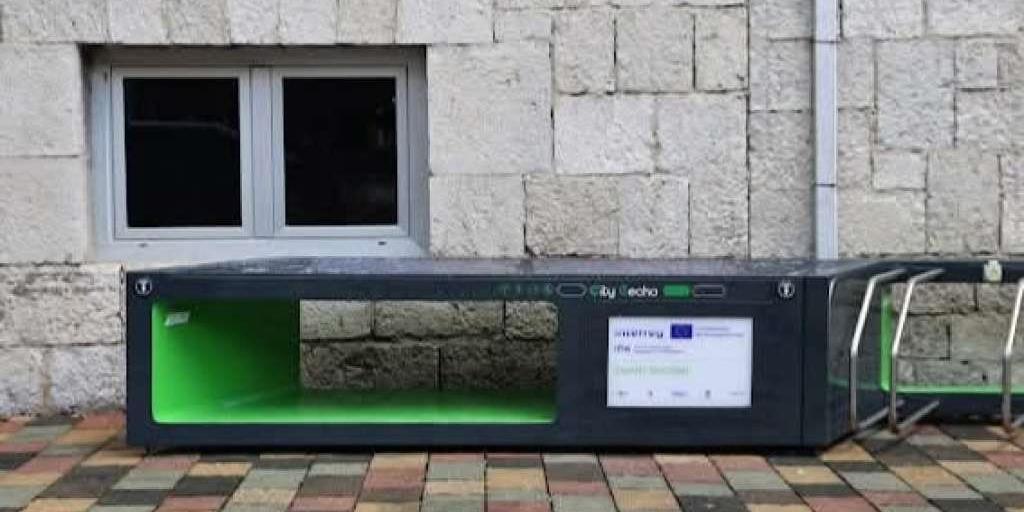 solarna klupa