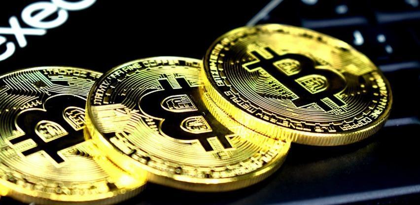 Bitcoin potonuo 30 posto sa rekordnog januarskog nivoa