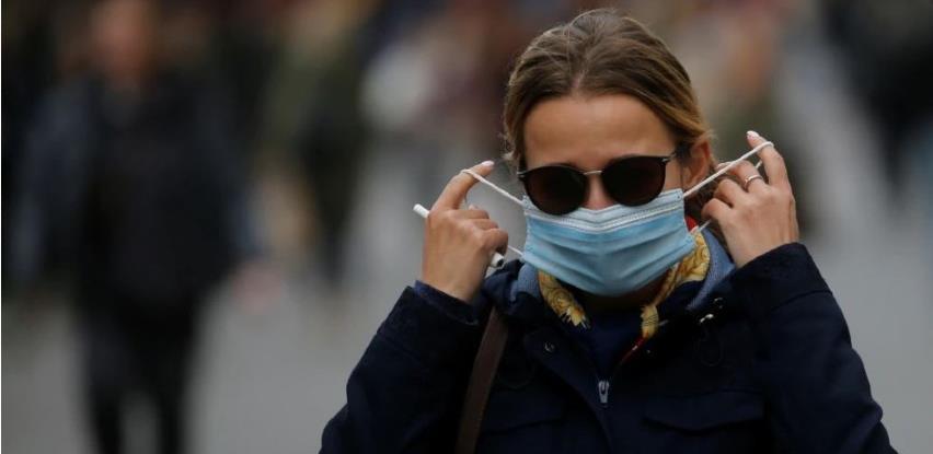 Maske više nisu obavezne na otvorenom