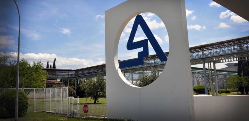 Aluminij gradi solarnu elektranu