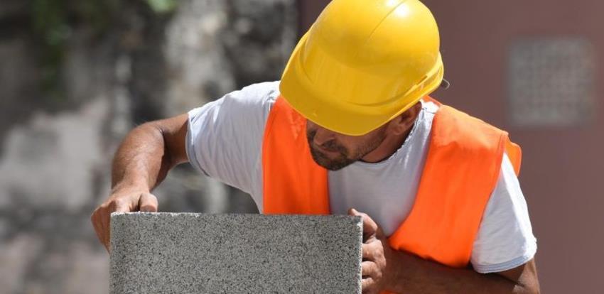 Privredna komora KS organizuje besplatnu obuku za obavljanje poslova zidara