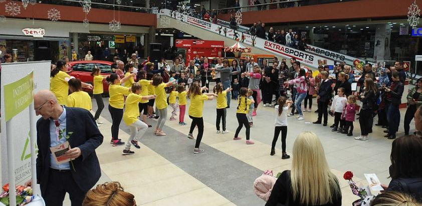 Zumba fitnes treningom skrenuli pažnju na opasnost karcinoma dojke