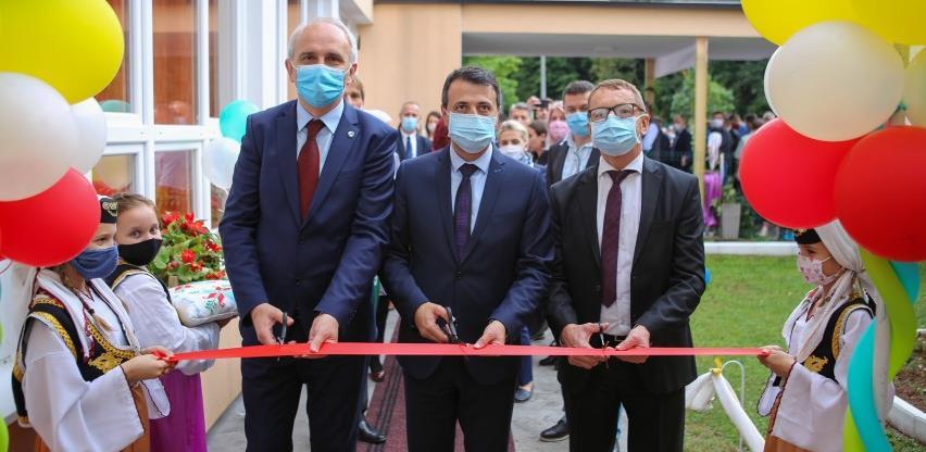 Svečano otvorena školska dvorana u tešanjskoj Jablanici
