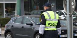 policija