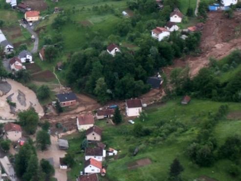 U Zavidovićima prijavljena 202 klizišta