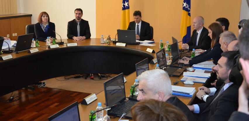 Za uvezivanje radnog staža 10.000.000 KM