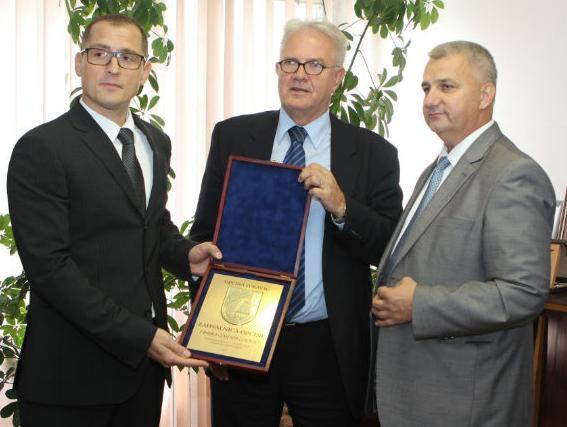Krunisano 15 godina saradnje Fabrike cementa Lukavac i Općine Lukavac