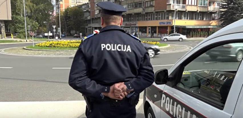 policija