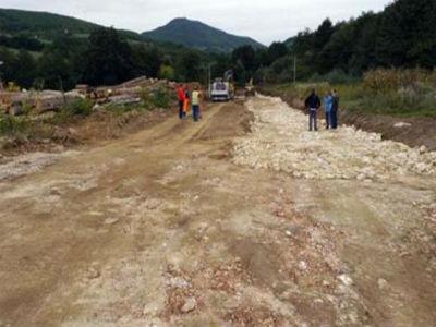 Radovi na cesti Resnik–Volujak u punom jeku