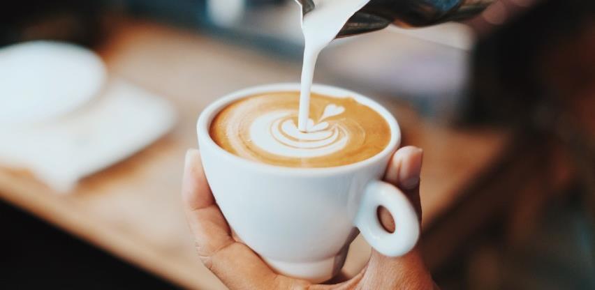 Pet razloga zašto biste trebali redovito piti kafu
