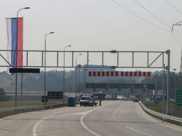 Autoputem "9. januar" besplatno do kraja godine