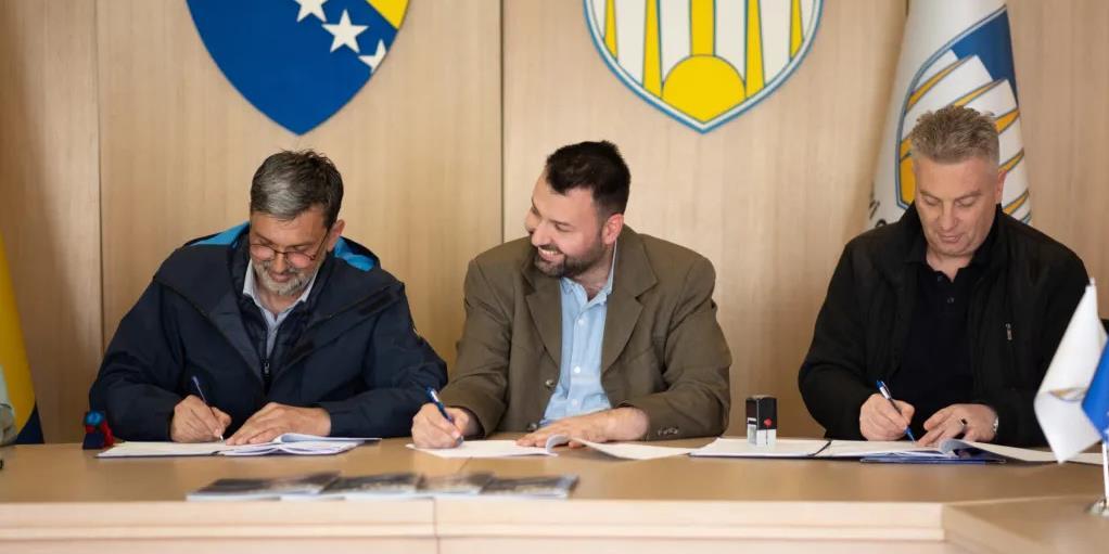 potpisivanje ugovora