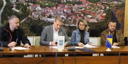 potpisivanje ugovora