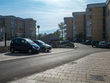 Obnovljen Trg zlatnih ljiljana na Dobrinji