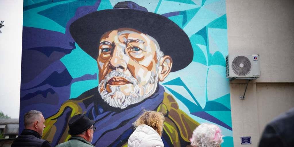 Mural