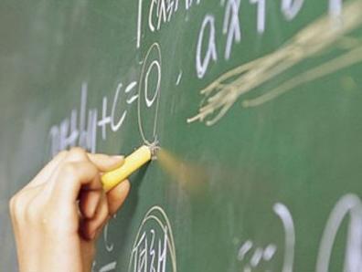 Uvesti obavezno srednjoškolsko obrazovanje s dvogodišnjim trajanjem
