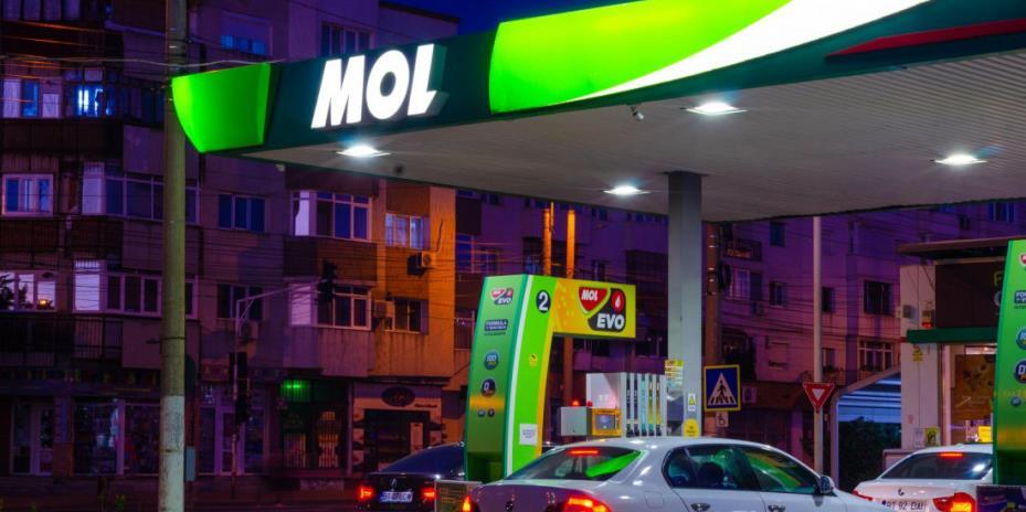 MOL