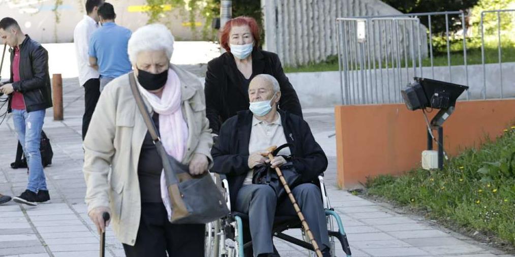 Stara i iznemogla lica