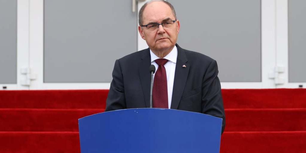 Schmidt