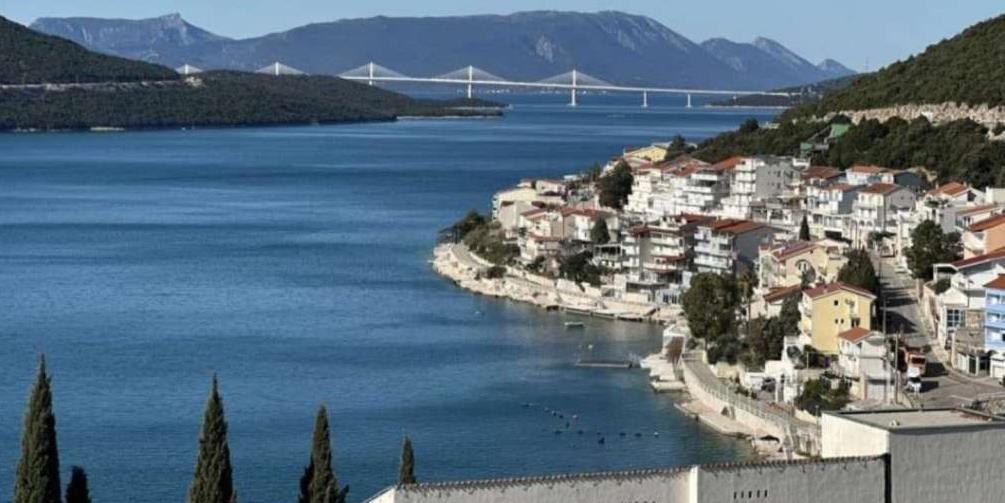Neum