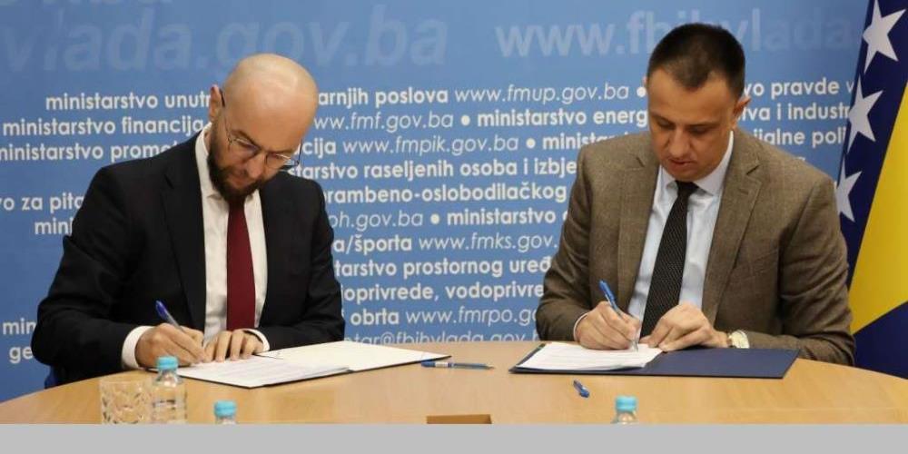 potpisivanje ugovora