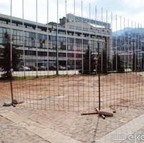 Podzemna garaža kod Narodnog pozorišta: Investitor traži način da zaštiti građevinsku jamu