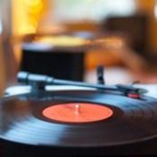 Zaštita diskografskih izdanja: Kvantum poziva na dogovor o naknadi za korištenje muzičkih djela