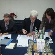 Privredna komora Unsko-sanskog kantona i Plod Centar Bihać potpisali sporazum sa projektom FIRMA - Cilj petogodišnjeg projekta je poboljšanje tržišne sposobnosti preduzeća u oblasti turizma, drvoprera