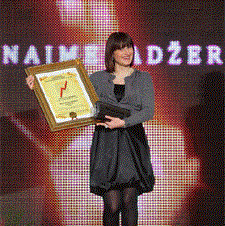 Po prvi put u petnaest godina postojanja nagrade “Menadžer godine” u BiH, prestižnu titulu dobio i menadžer iz sveta on-line biznisa - Azra Atagić-Ćatović, direktor portala eKapija u BiH dobitnik priz