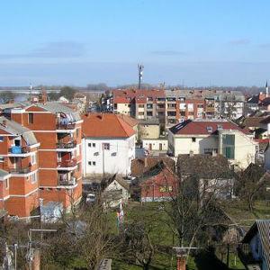 Talijanska kooperacija donira opremu i materijal za šest poduzeća iz Orašja
