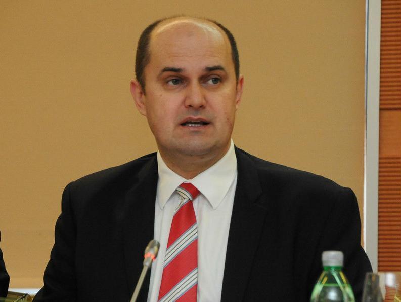 Zemlje obustavljaju transakcije: Počinju sankcije za BiH i njezine građane