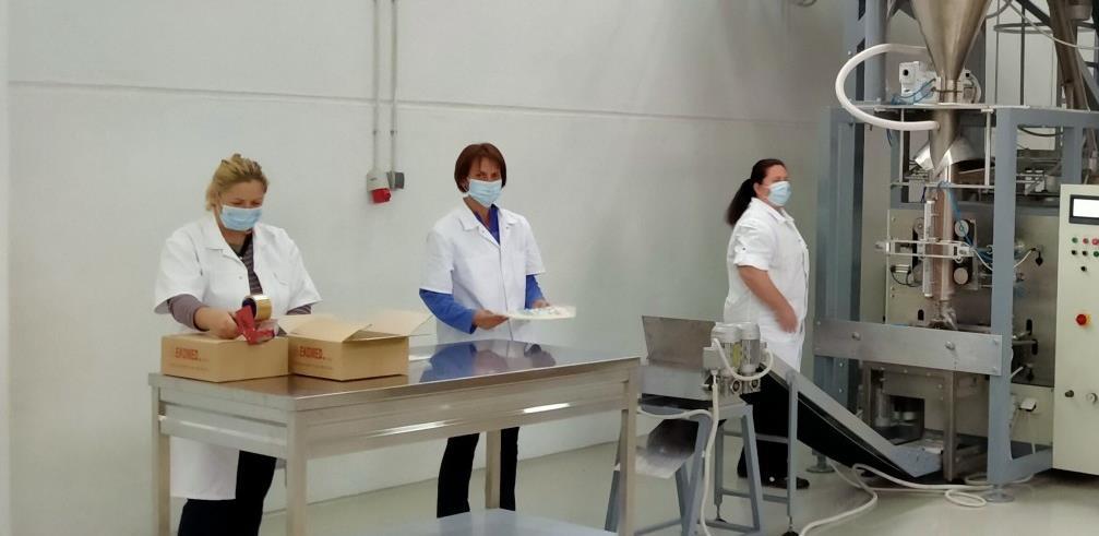 Firma iz Šamca počela proizvoditi novu vrstu hrane za pčele