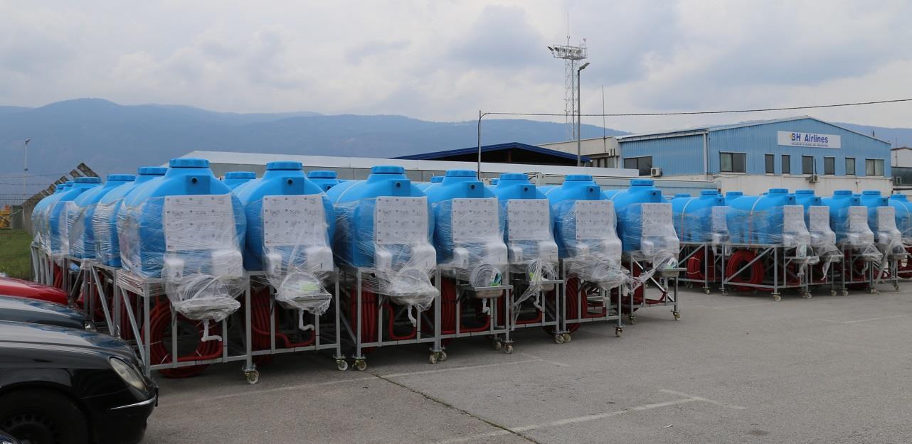 Vlada SAD-a donirala GPBiH vrijednu opremu za suzbijanje širenja virusa COVID-19