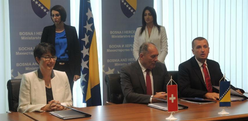 Uvodi se online registracija turista i poboljšava informacioni sistem