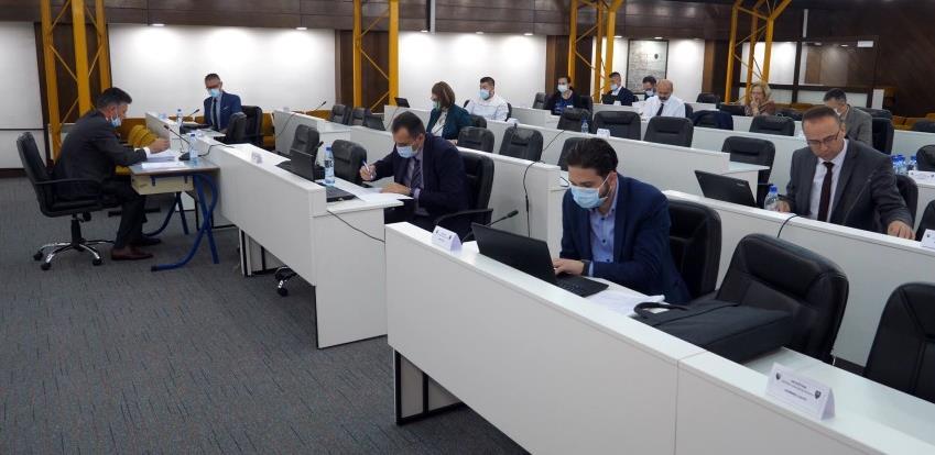 Sredstva za penzionisanje 48 radnika KTK, Krivaje Mobel i Rudstroja