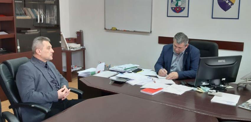 Predsjednik PKUSK u posjeti privrednim subjektima u Bosanskom Petrovcu