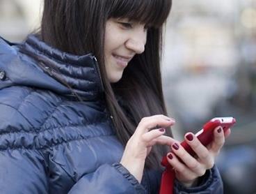 Poruke i hodanje ne idu skupa