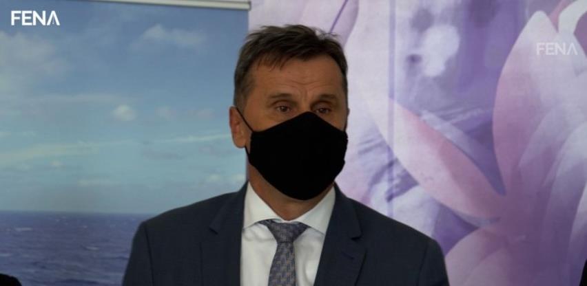 Novalić obećao pomoć Neumu i kupnju protupožarnih letjelica (VIDEO)