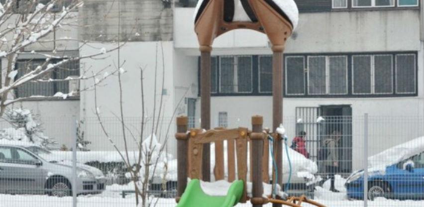 Dječija igrališta na području Novog Sarajeva dobila novu opremu