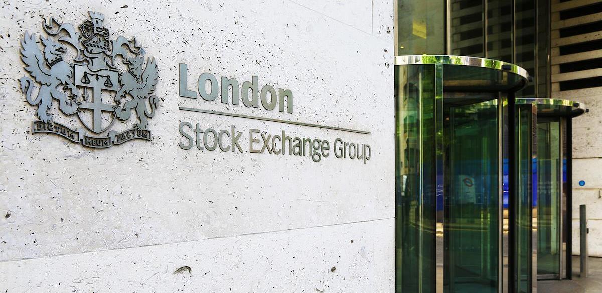 RS se zadužuje stotine miliona eura na Londonskoj berzi