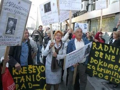 Novo rukovodstvo Feroelektra danas će pokušati ući u sjedište firme