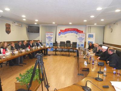 Za ekonomske projekte "prijateljima" 1,5 milijardi dolara