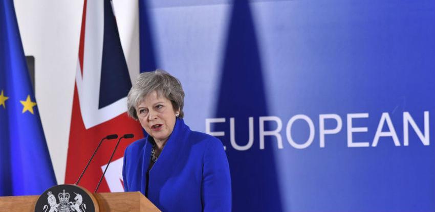 Većina članova stranke Therese May protivi se njezinom sporazumu o Brexitu