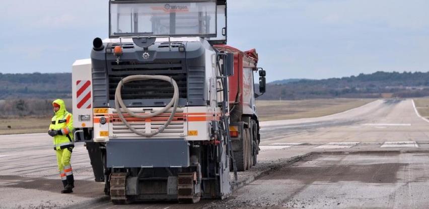 Posao od pola miliona KM: Pista aerodroma Sarajevo dobit će novi asfaltni sloj