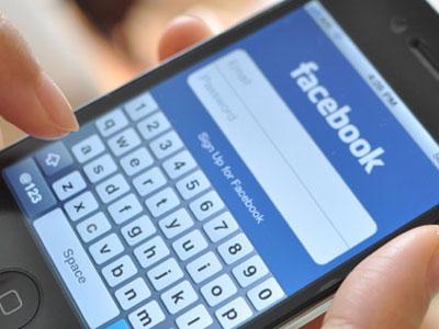 Korištenje interneta putem mobitela prvi put nadmašilo računala