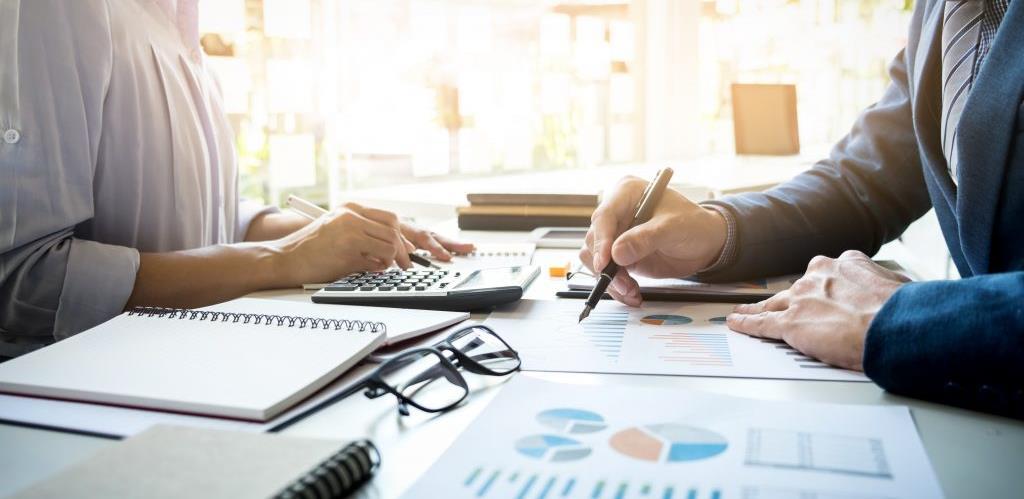 Revizija ministarstva: Novac iz budžeta dobile firme koje su tokom pandemije otpustile radnike