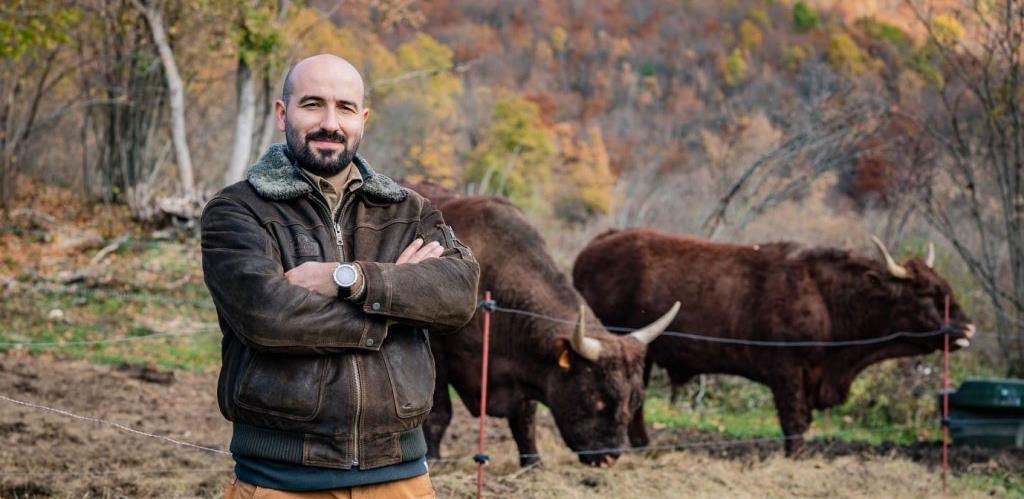 Uspješna farmerska priča: Zagrepčanin doselio u Livno i osnovao najmoderniju farmu goveda