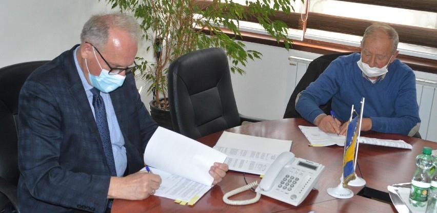 Zaimović i Nahić potpisali vrijedne ugovore
