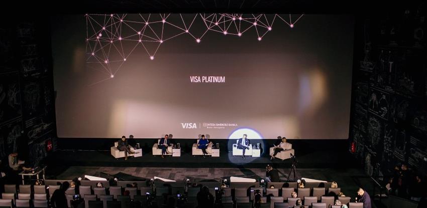Intesa Sanpaolo Banka i Visa predstavili novu kampanju: Danis Tanović u spotu za Platinum karticu